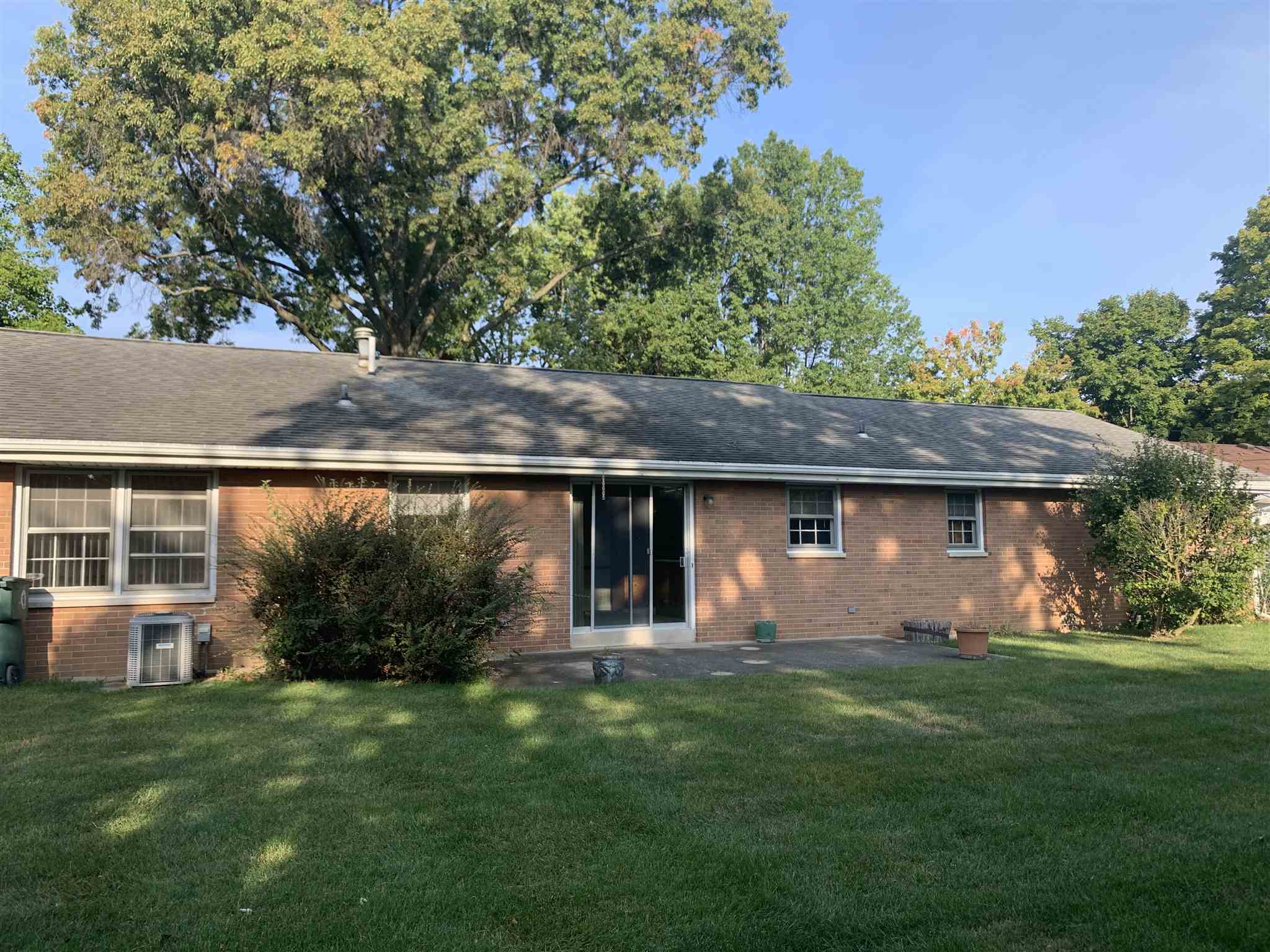 1904 North Winthrop Road Muncie, IN 47304 - Photo 4 of 28 Gallery Image 4