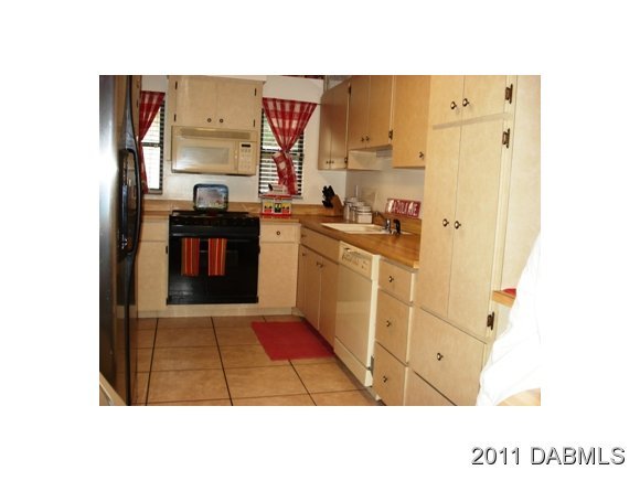 1321 Edgewater Road Daytona Beach, FL 32114 - Photo 8 of 15 Additional Photo