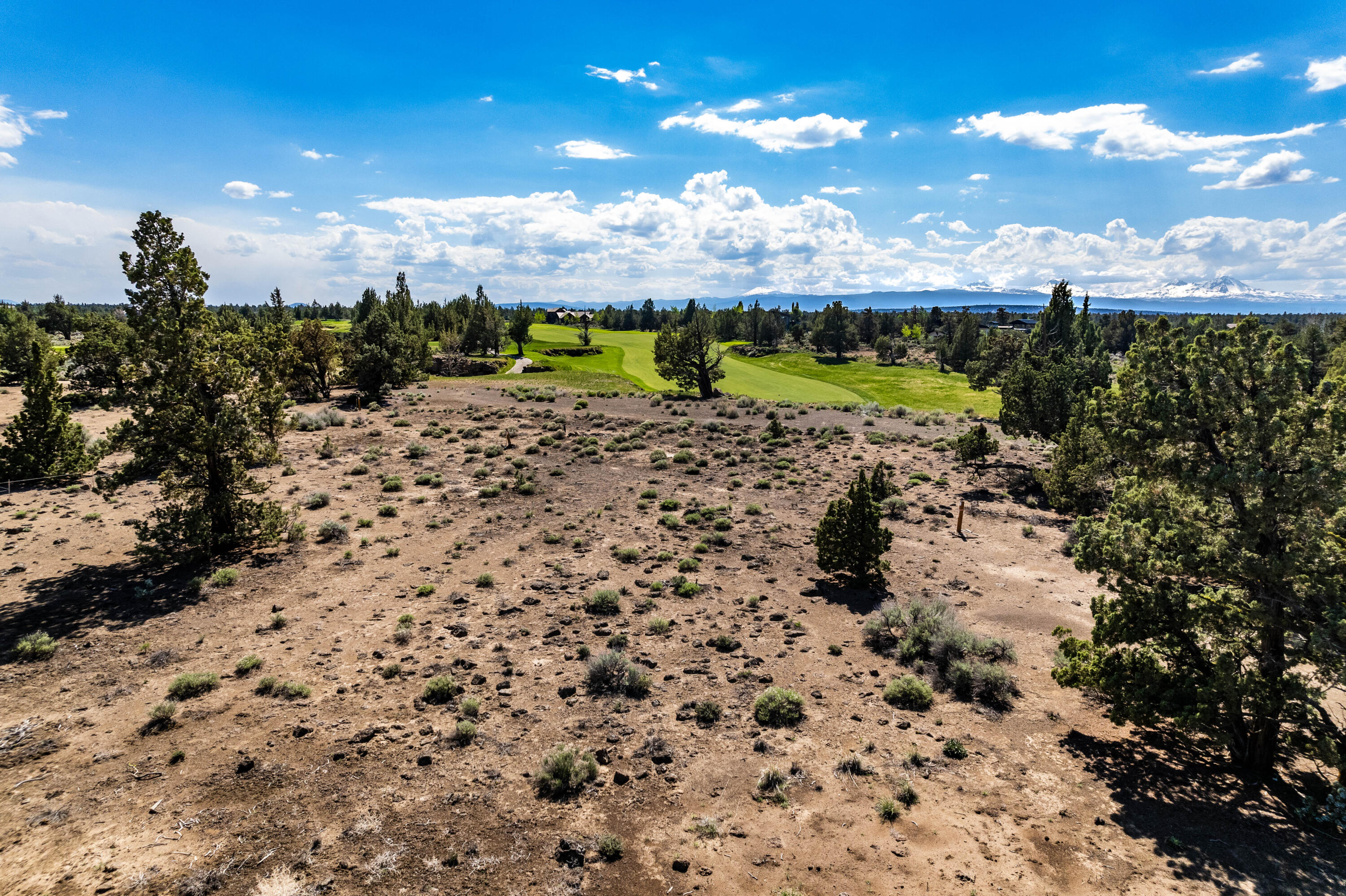 22933 Canyon View Loop, Unit LOT 186 Bend, OR 97701 - Photo 13 of 28 13.Pronghorn Lot 186-17