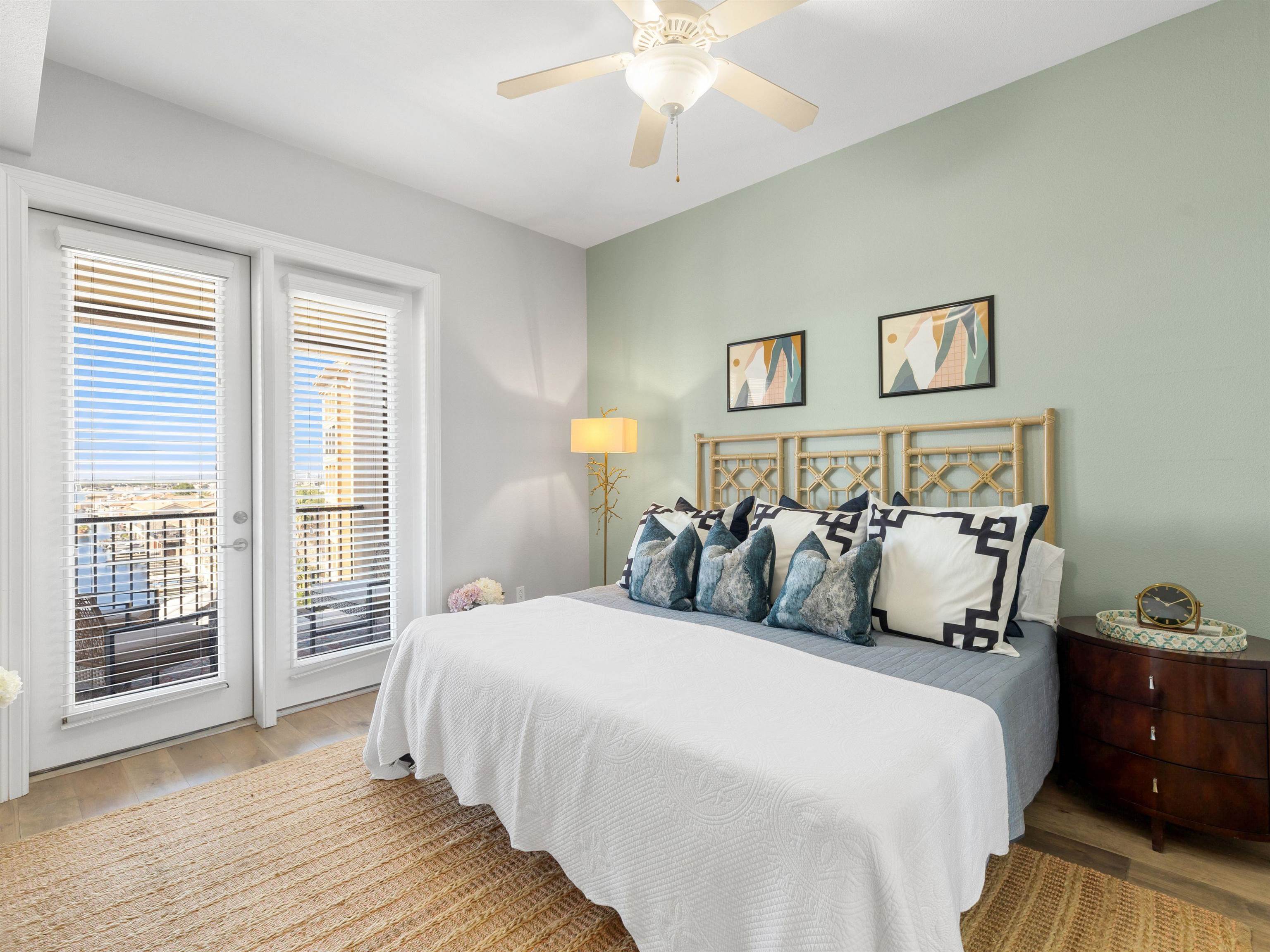 101 West Bank, Unit 44 Horseshoe Bay, TX 78657 - Photo 9 of 22 a bedroom with double bed and a window