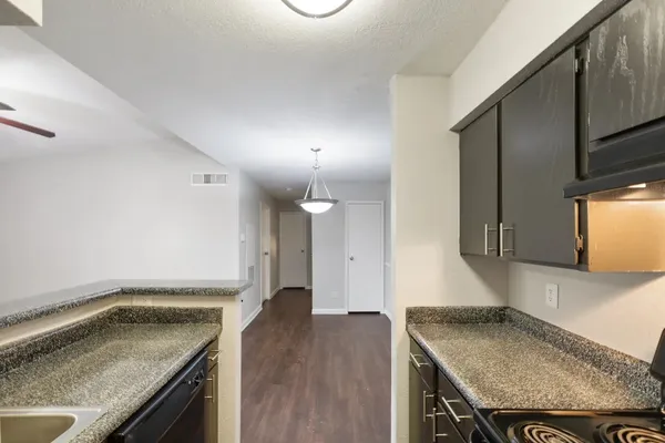 $1,242 | 2800 South Ashford Road, Unit 612, Houston, TX 77082