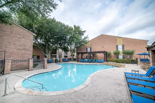 $1,242 | 2800 South Ashford Road, Unit 612, Houston, TX 77082