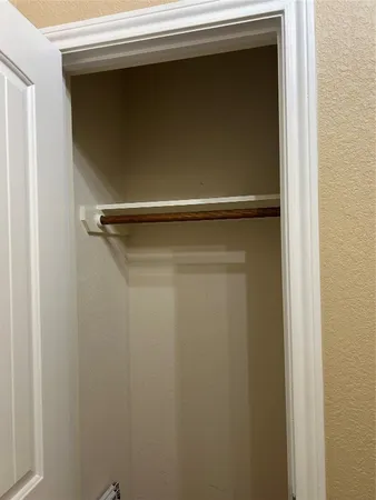 $2,100 | 25111 Country Gate Drive, Tomball, TX 77375