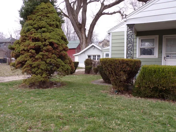 $104,900 | 1340 Fay Drive, Fort Wayne, IN 46807