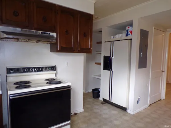 $104,900 | 1340 Fay Drive, Fort Wayne, IN 46807