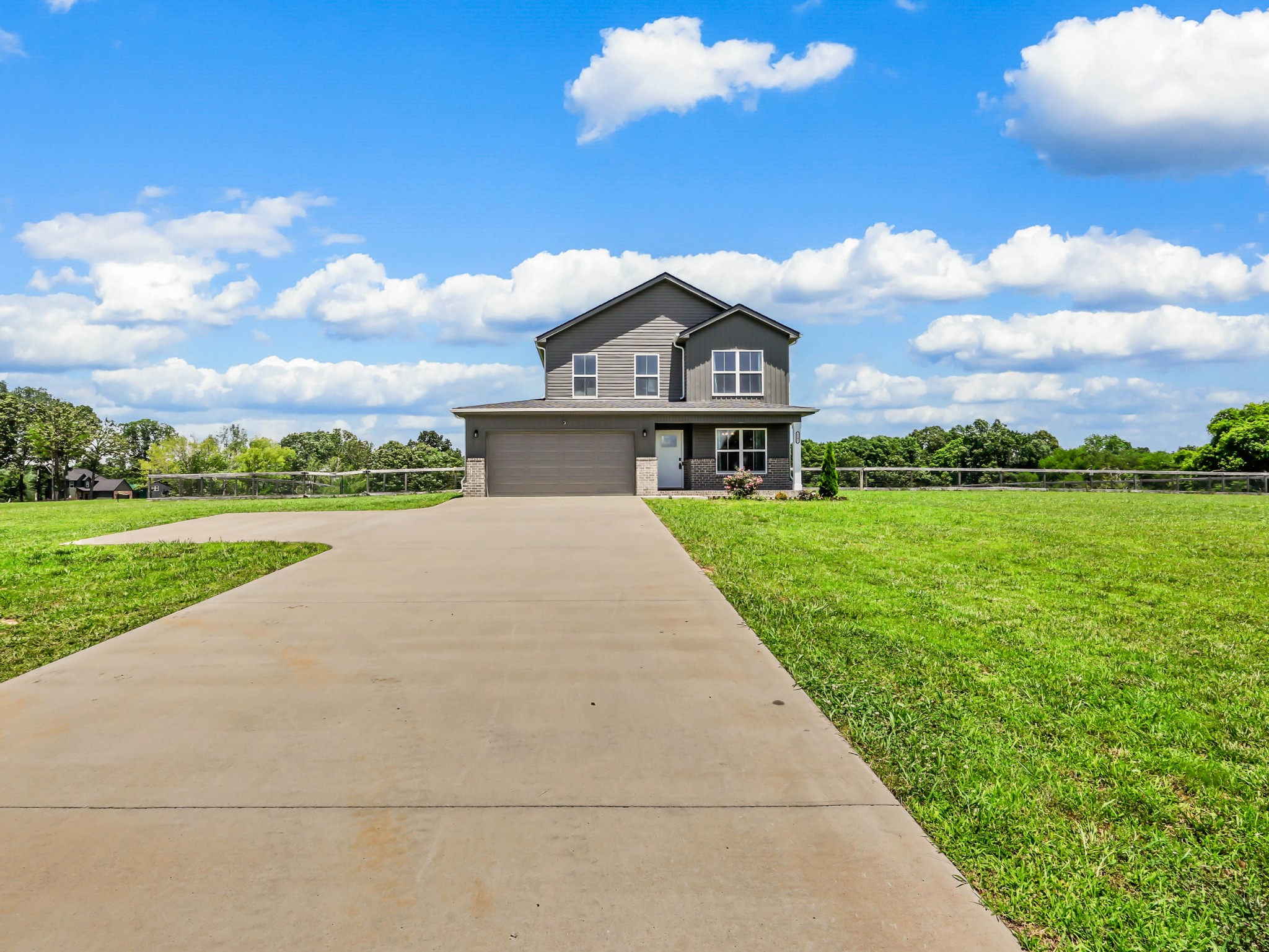 1191 Southside Road Southside, TN 37171 - Photo 2 of 38