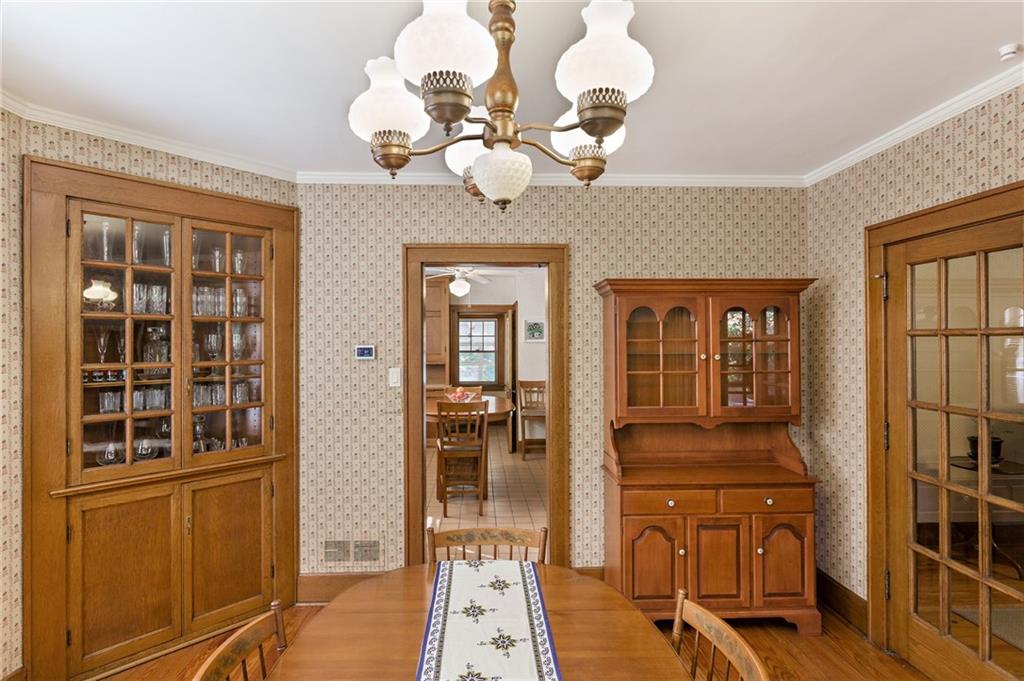 1555 Fox Chapel Road Pittsburgh, PA 15238 - Photo 8 of 25 Gallery Image 8