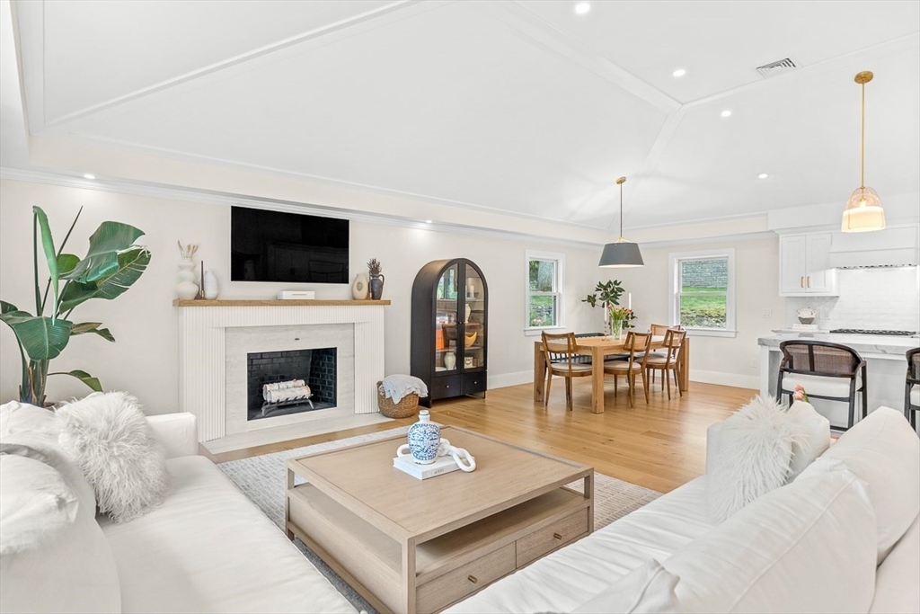 41 Sunset Road Winchester, MA 01890 - Photo 12 of 42