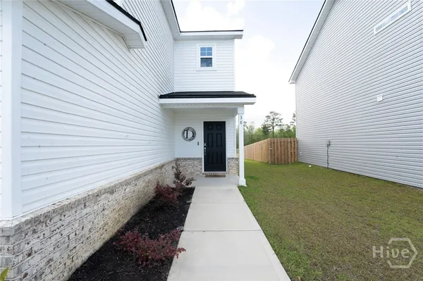 $2,975 | 38 Flagler Drive, Savannah, GA 31419