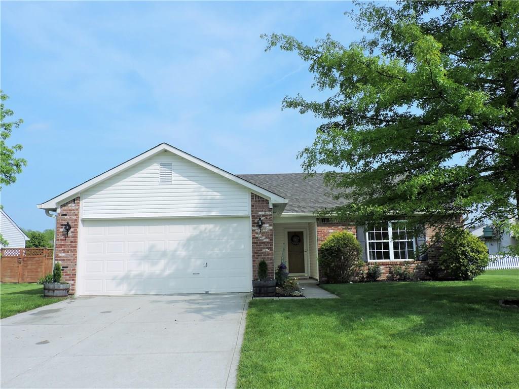 907 Comb Run Lane Avon, IN 46123 - Photo 1 of 14 Gallery Image 1