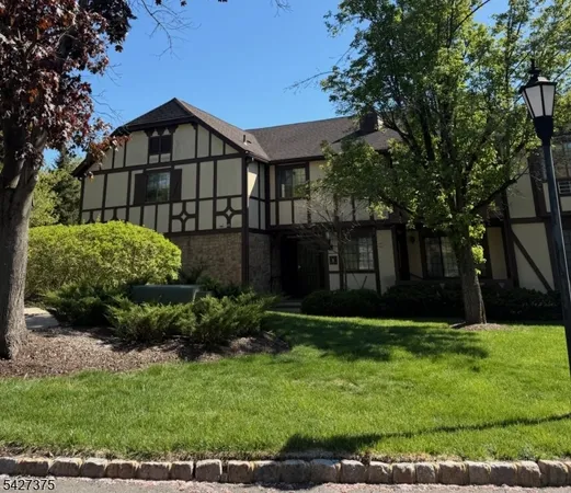 $459,900 | 1B Avon Court, Unit 1G, Chatham, NJ 07928