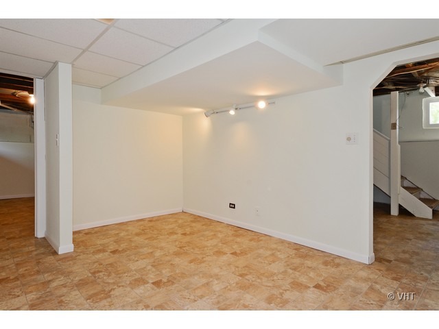 125 Chicago Road Oswego, IL 60543 - Photo 14 of 16