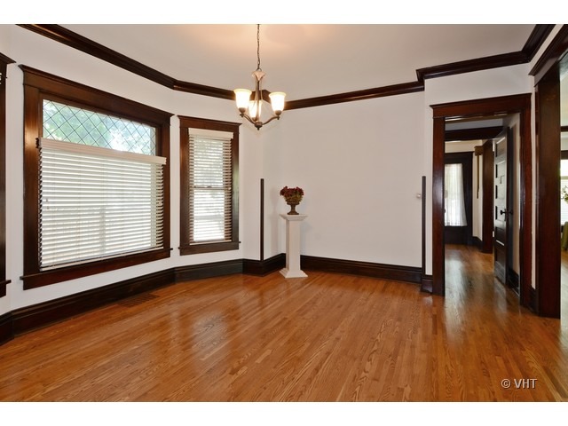 125 Chicago Road Oswego, IL 60543 - Photo 9 of 16