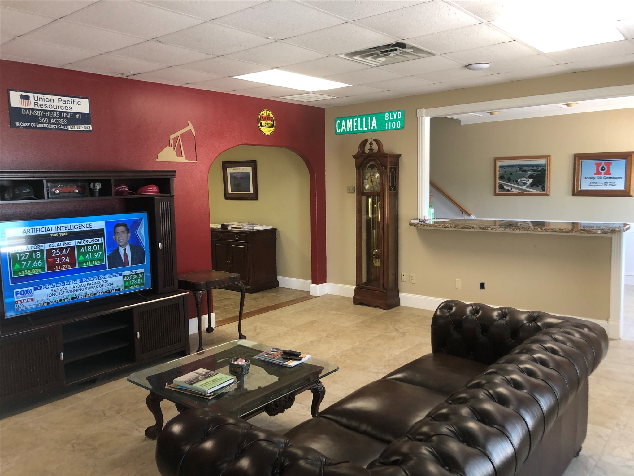 54012 Highway 290 East Hempstead, TX 77445 - Photo 10 of 21 a living room with furniture and a flat screen tv