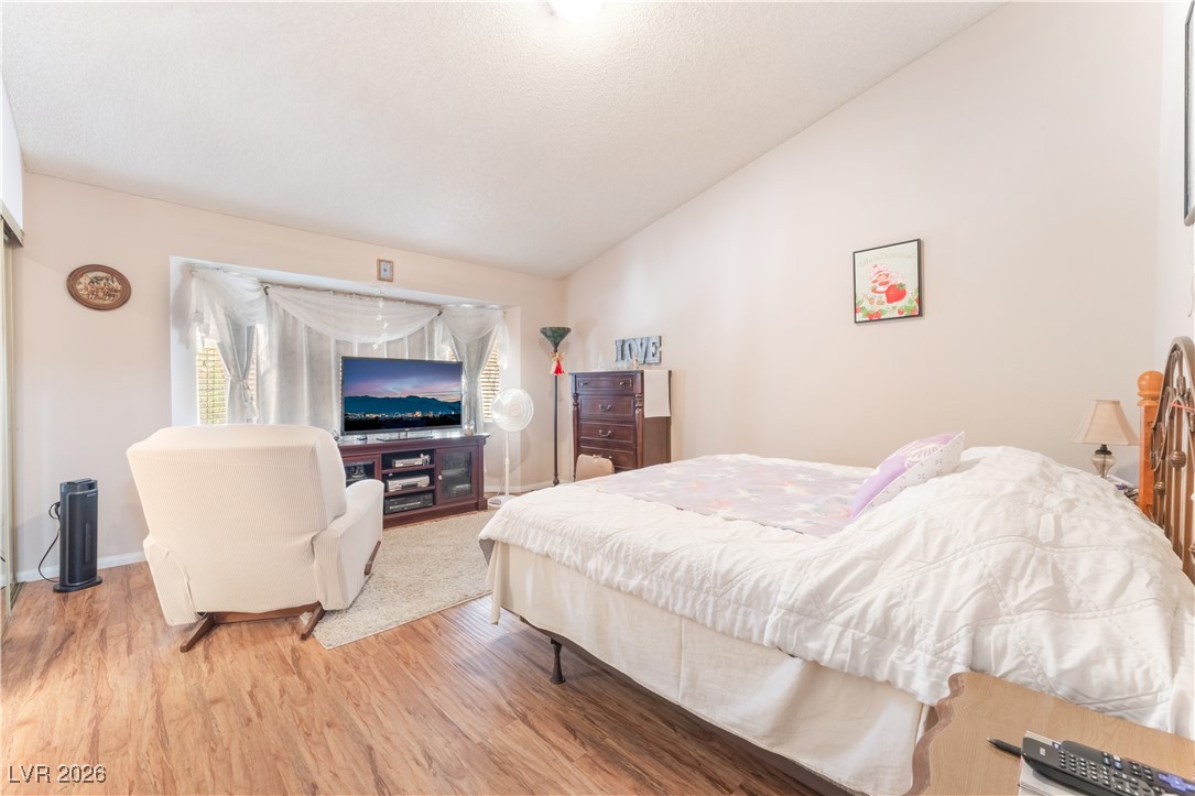 9105 Cypress Point Road Las Vegas, NV 89117 - Photo 17 of 36