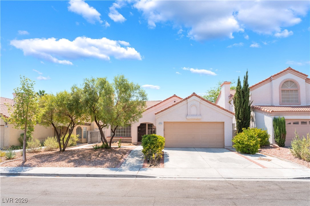 9105 Cypress Point Road Las Vegas, NV 89117 - Photo 3 of 36