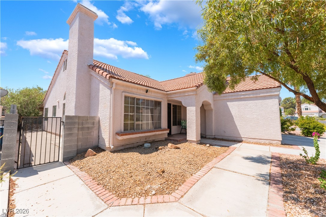 9105 Cypress Point Road Las Vegas, NV 89117 - Photo 4 of 36