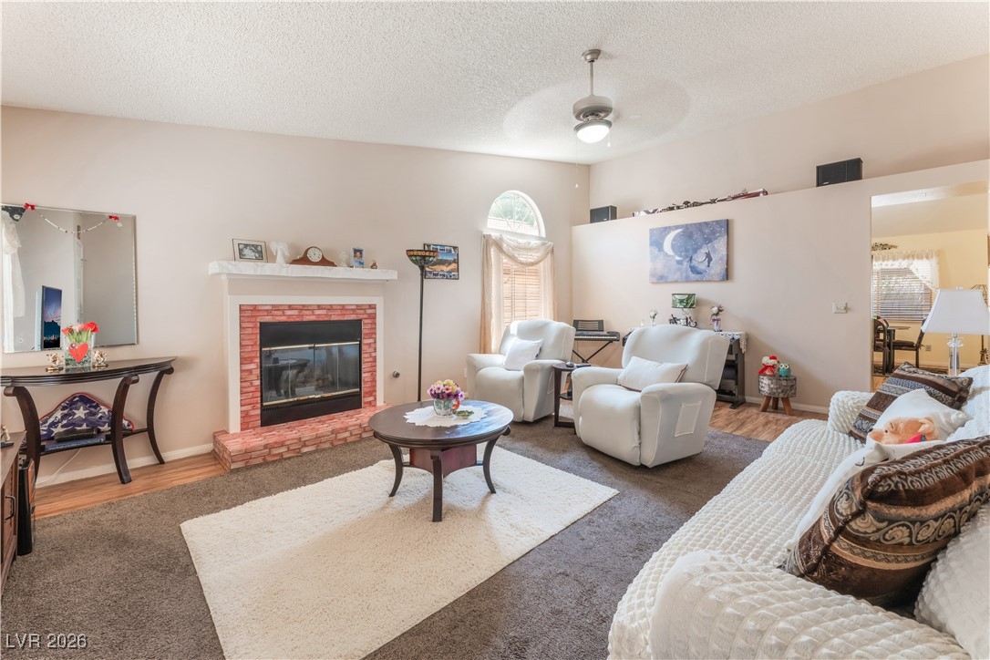 9105 Cypress Point Road Las Vegas, NV 89117 - Photo 8 of 36