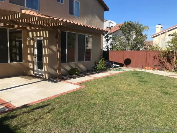 $4,900 | 12673 Via Las Lenas, San Diego, CA 92129
