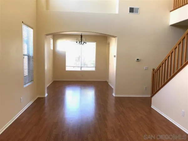 $4,900 | 12673 Via Las Lenas, San Diego, CA 92129