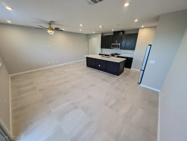 $2,400 | 11922 Angle Clf Avenue, Las Vegas, NV 89138
