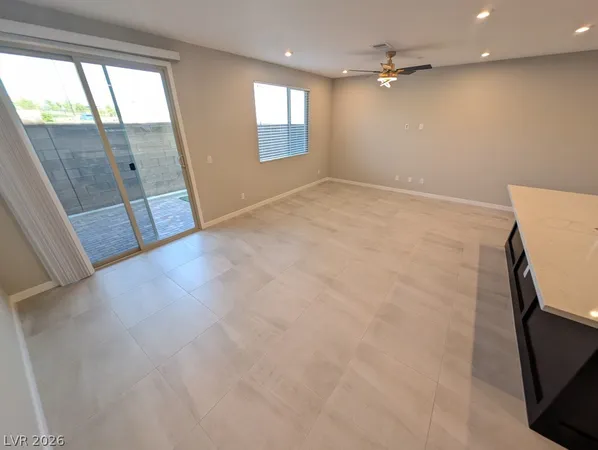 $2,400 | 11922 Angle Clf Avenue, Las Vegas, NV 89138