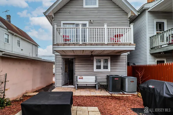 $499,000 | 312 Kirkland Place, Perth Amboy, NJ 08861
