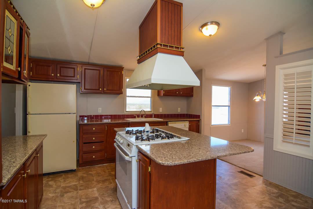 5532 East Hermans Road Tucson, AZ 85756 - Photo 9 of 25 Gallery Image 9