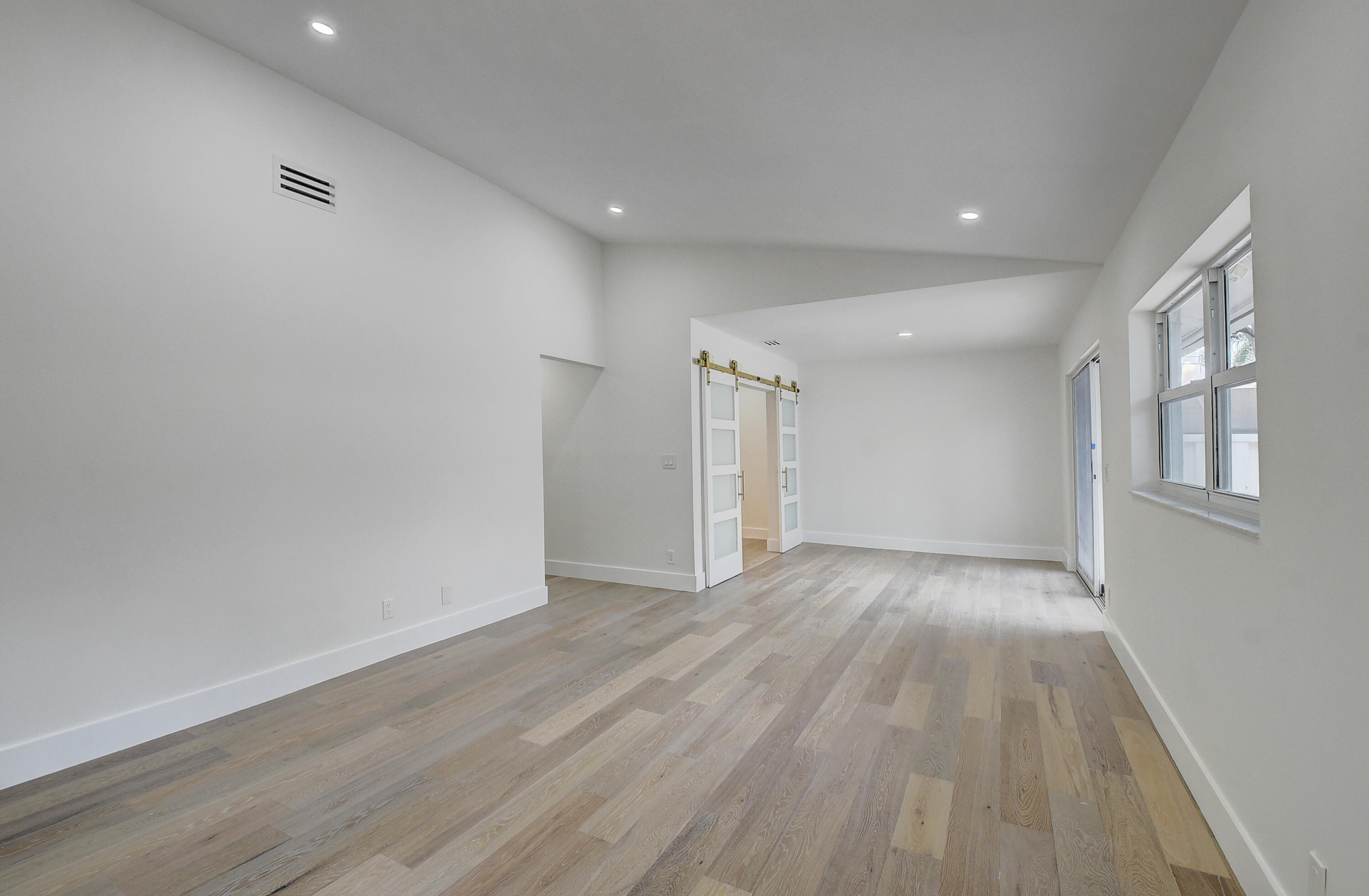 8673 Jasmine Way Boca Raton, FL 33496 - Photo 9 of 38 DSC_4276_77_78_79_80