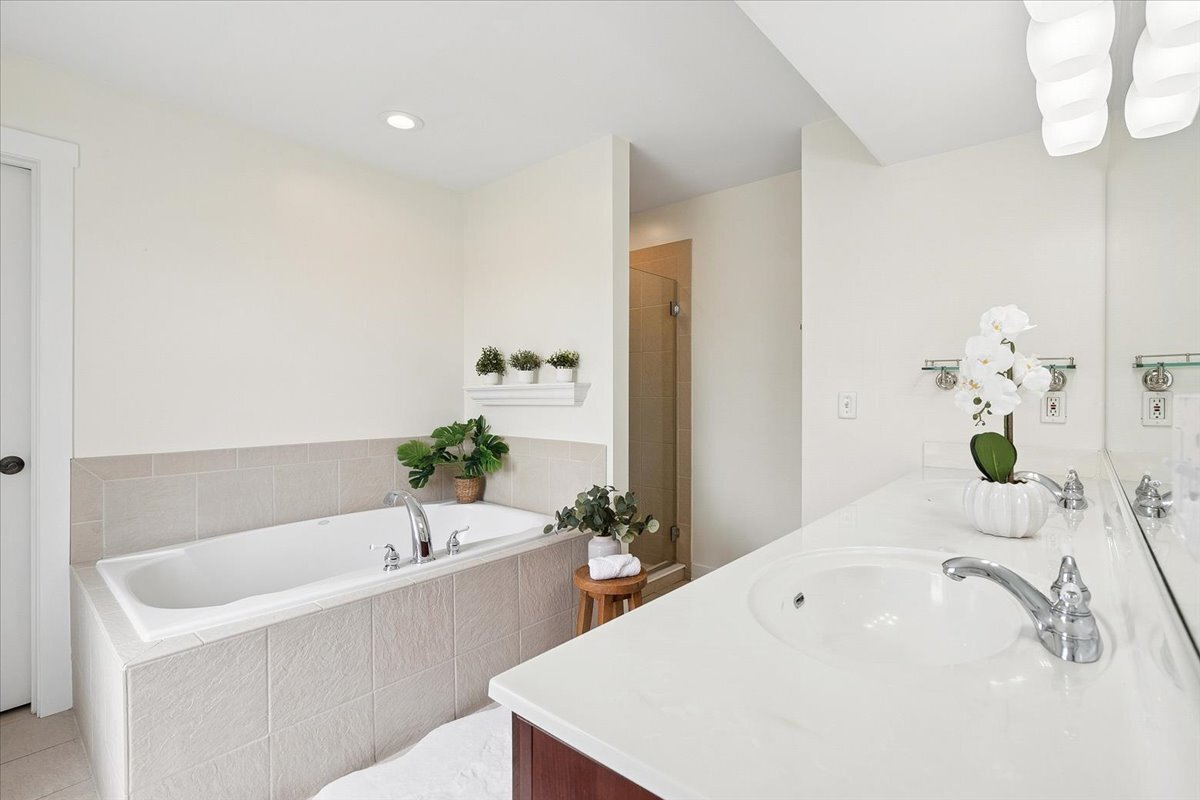 860 Blazing Star Road Grayslake, IL 60030 - Photo 25 of 41