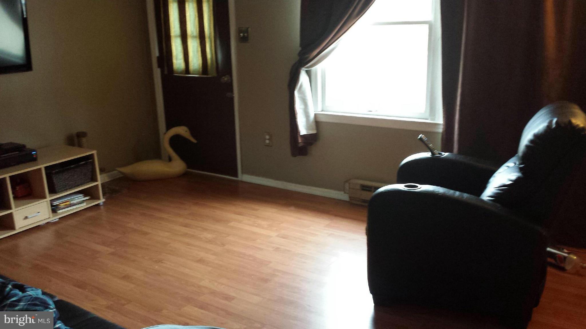 6200 Fenwick Road Bryans Road, MD 20616 - Photo 9 of 26 Living Room