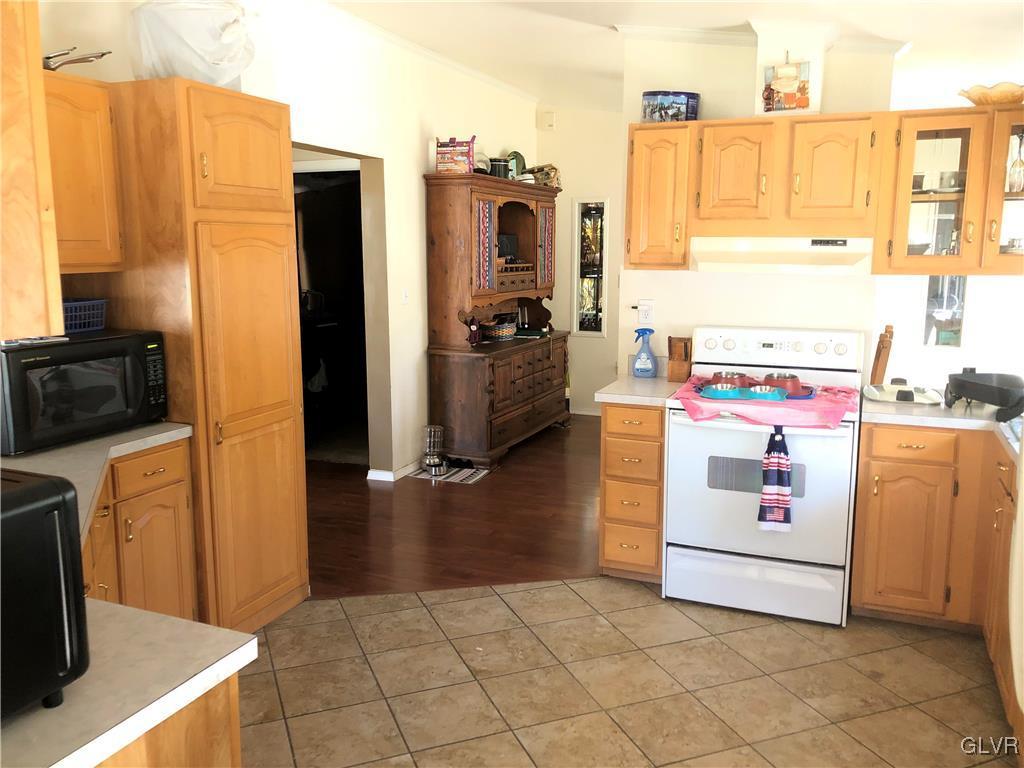 4621 Mill Road Emmaus, PA 18049 - Photo 14 of 32 Gallery Image 14