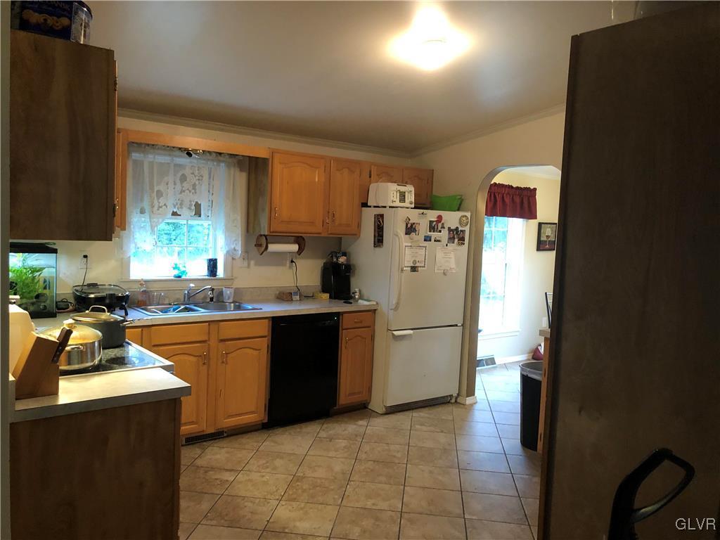 4621 Mill Road Emmaus, PA 18049 - Photo 15 of 32 Gallery Image 15