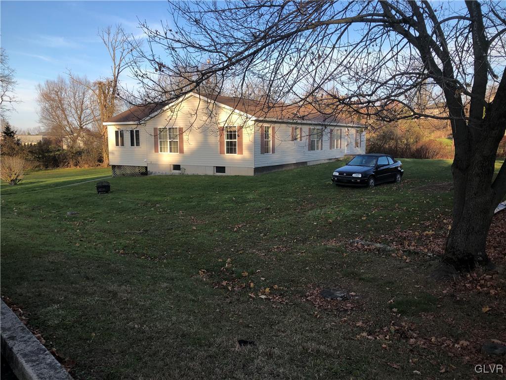 4621 Mill Road Emmaus, PA 18049 - Photo 2 of 32 Gallery Image 2