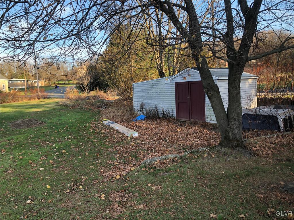 4621 Mill Road Emmaus, PA 18049 - Photo 5 of 32 Gallery Image 5