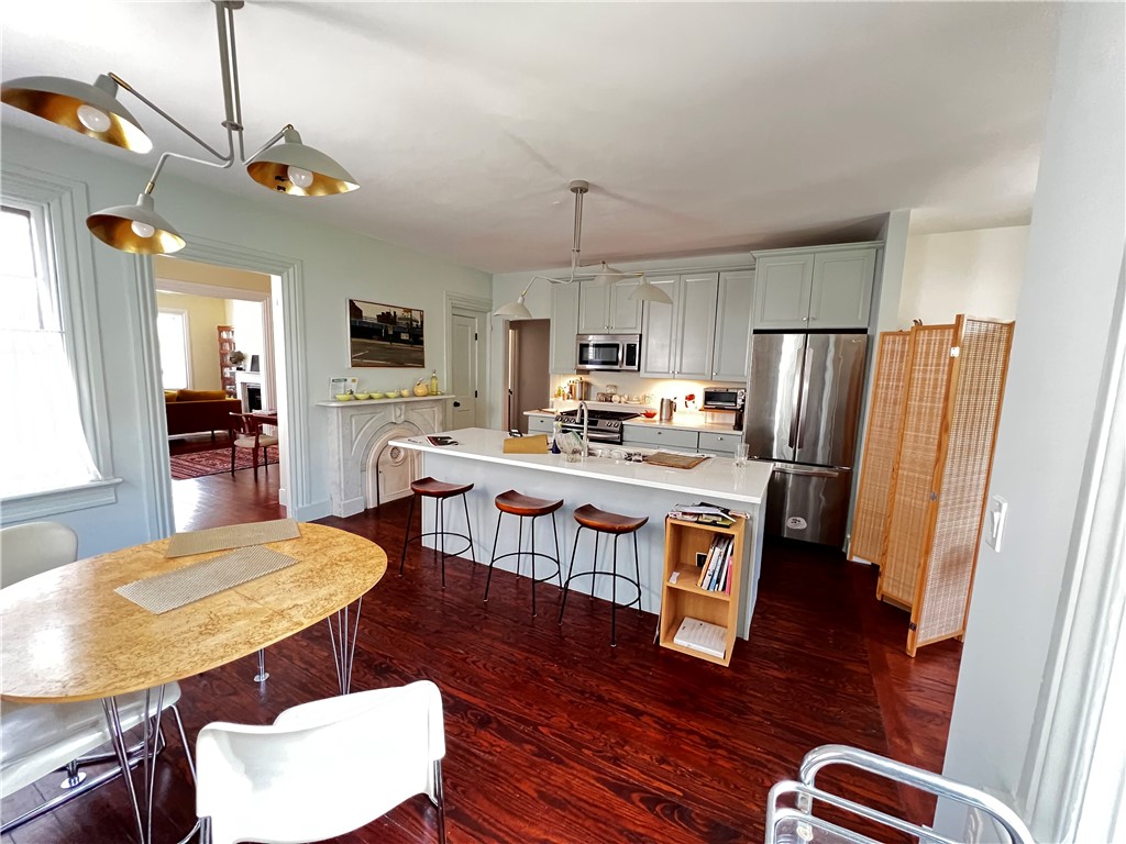 191 Transit Street, Unit 2 Providence, RI 02906 - Photo 7 of 21 Eat-in kitchen