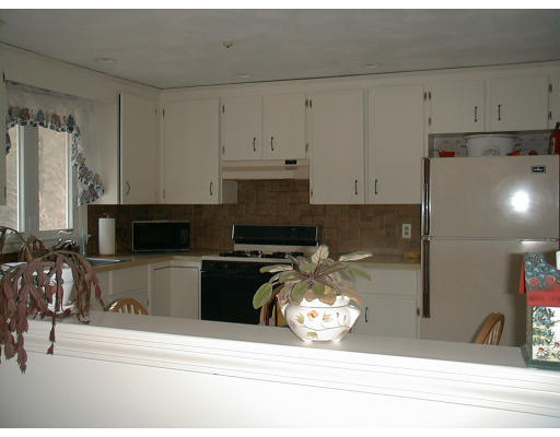 38 Sandy Ridge Circle Sharon, MA 02067 - Photo 3 of 5 Gallery Image 3