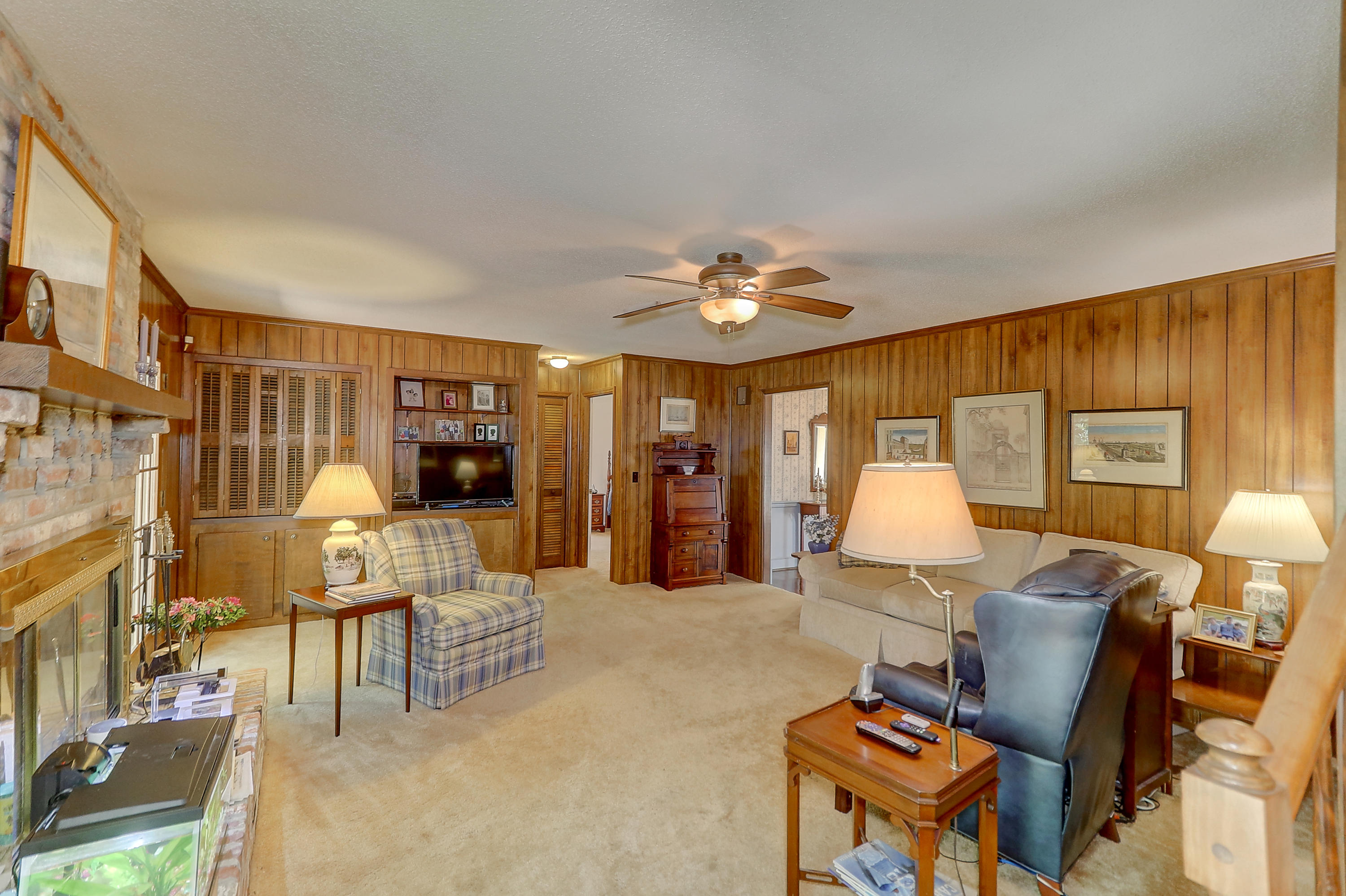 6 Yeamans Road Charleston, SC 29407 - Photo 5 of 24 Living Room