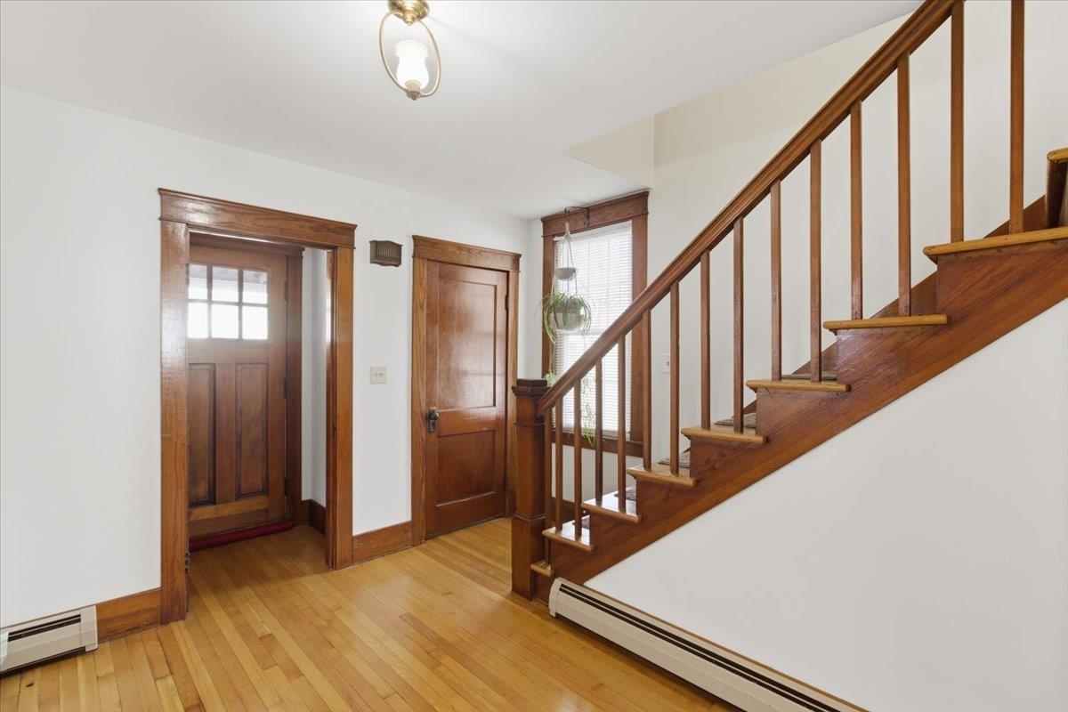 303 Prospect Street Bennington, VT 05201 - Photo 12 of 35