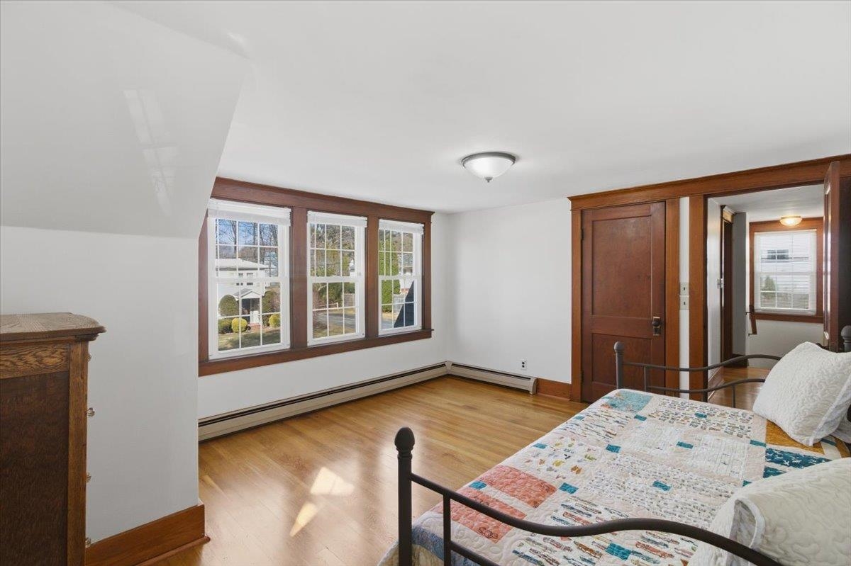 303 Prospect Street Bennington, VT 05201 - Photo 17 of 35