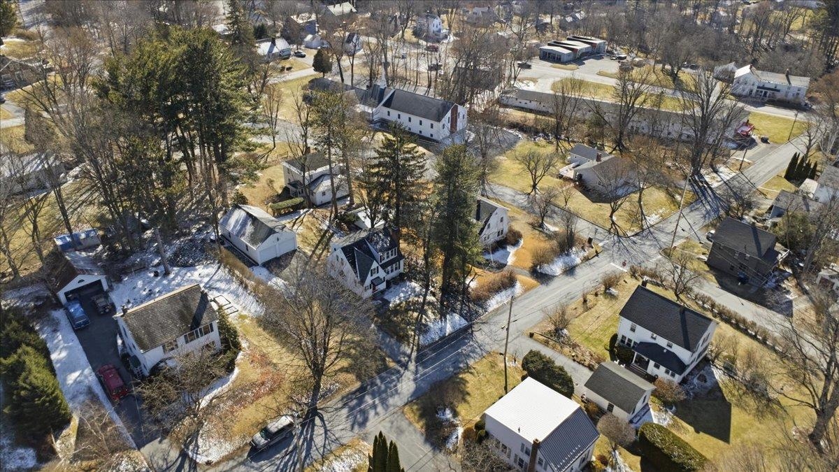 303 Prospect Street Bennington, VT 05201 - Photo 32 of 35