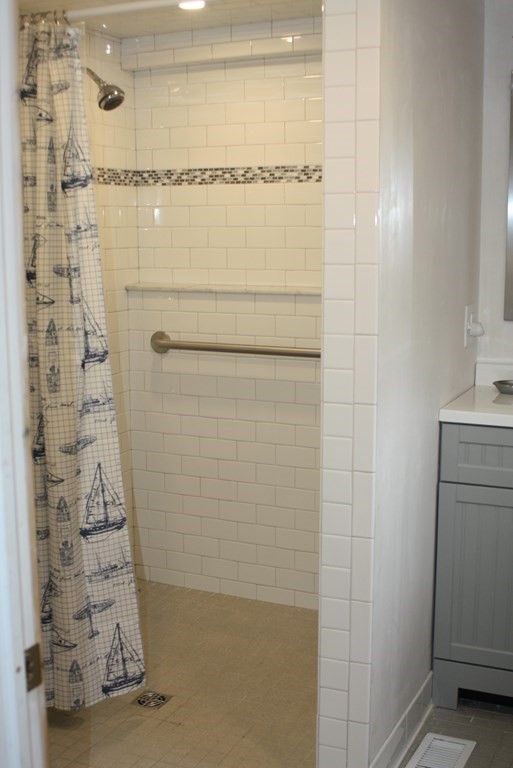 70 Elm Street Georgetown, MA 01833 - Photo 18 of 29 Gallery Image 18
