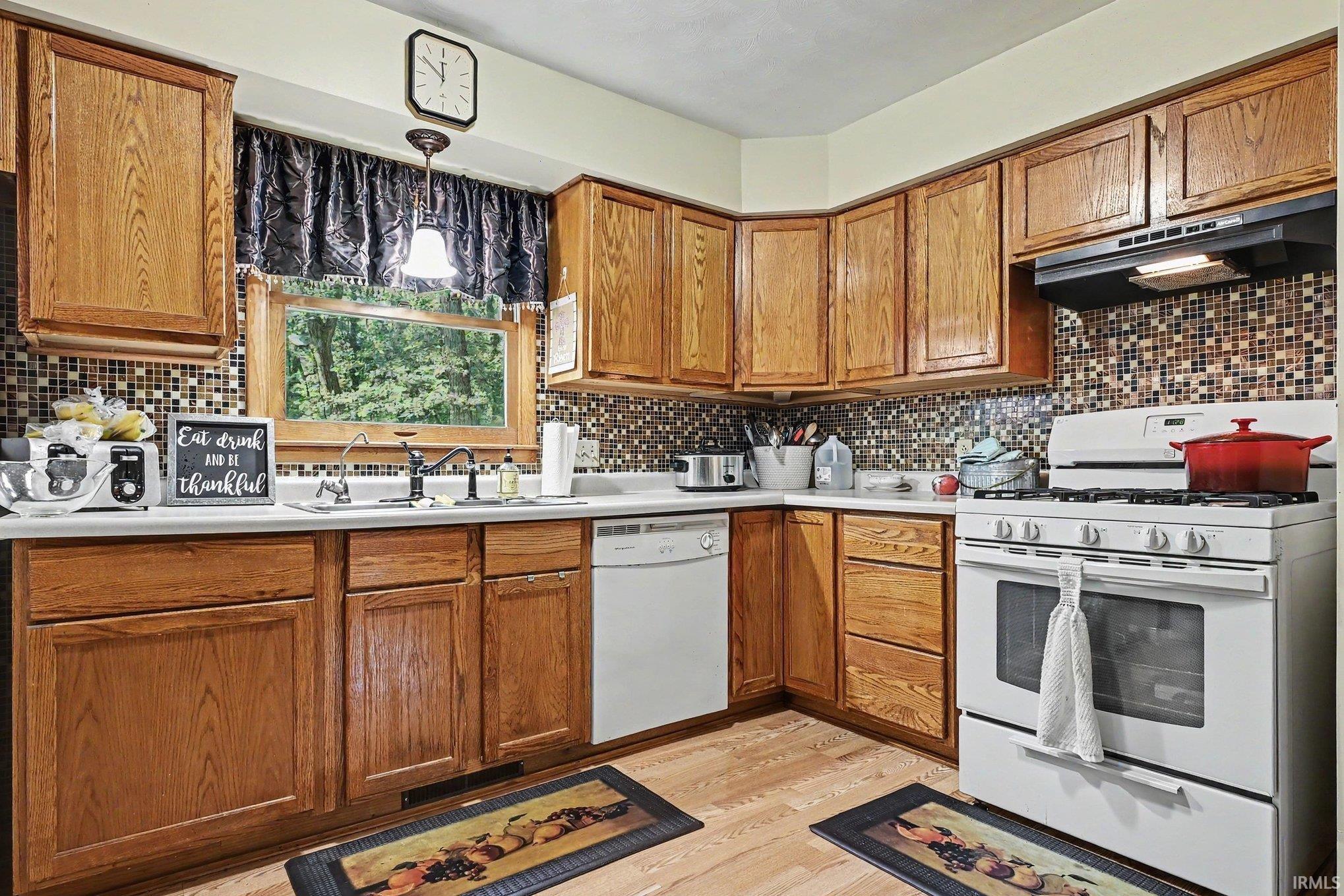 17867 14 B Road Culver, IN 46511 - Photo 4 of 31