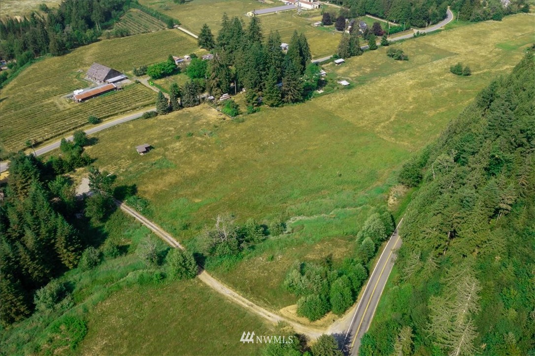 7580 South Pass Road Maple Falls, WA 98266 - Photo 4 of 8