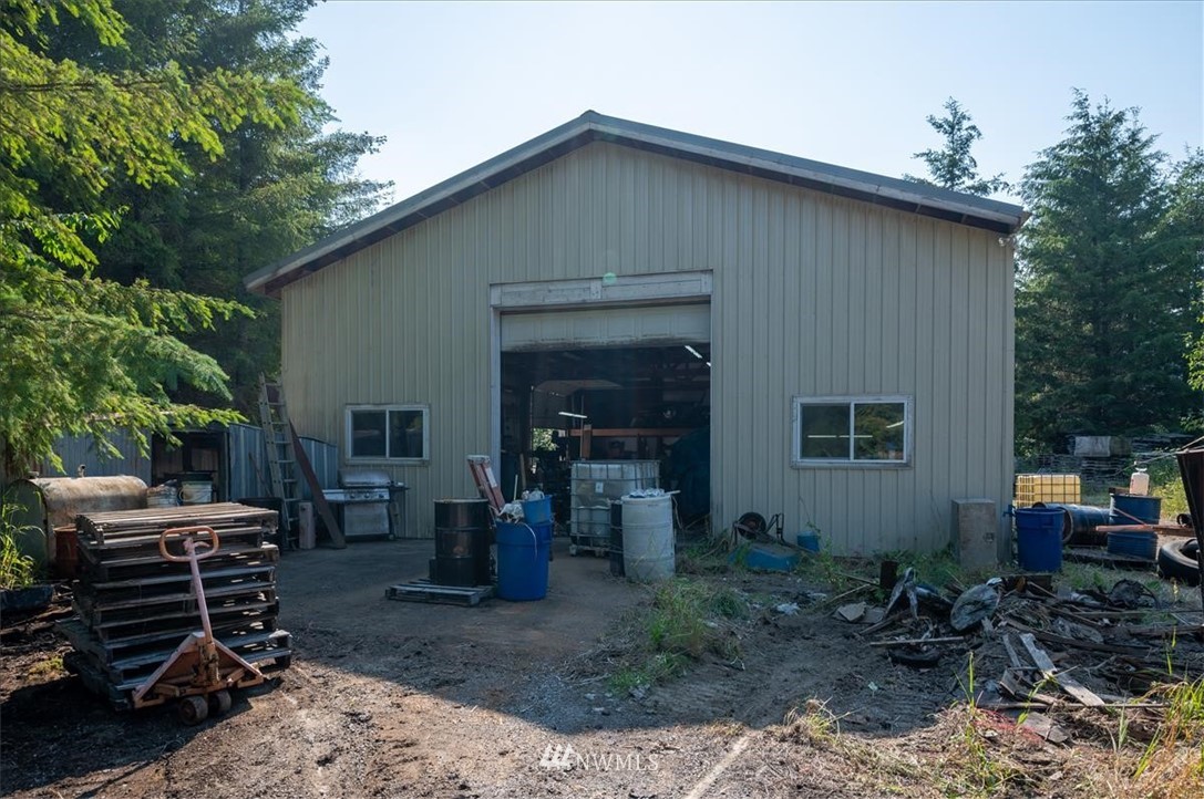 7580 South Pass Road Maple Falls, WA 98266 - Photo 7 of 8