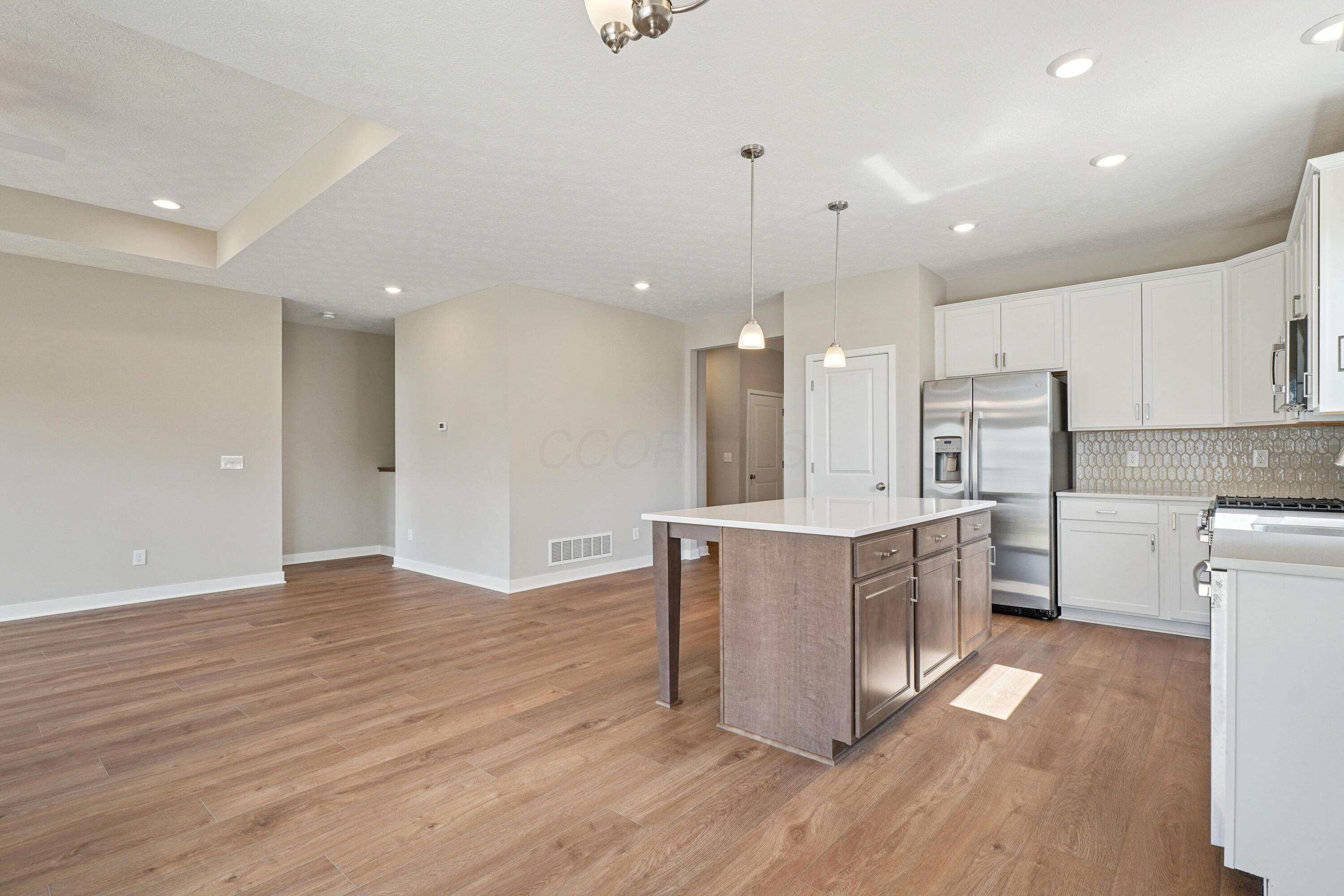 308 Reign Way Pataskala, OH 43062 - Photo 19 of 35 Breakfast Area