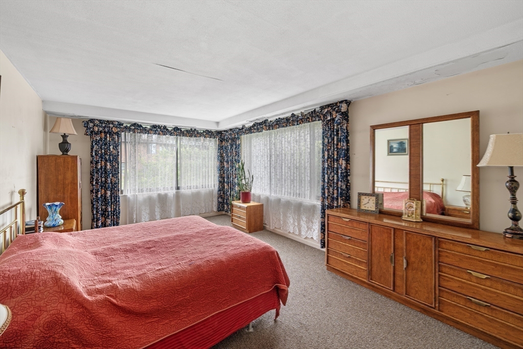 402 Paradise Road, Unit U: 3Q Swampscott, MA 01907 - Photo 21 of 36