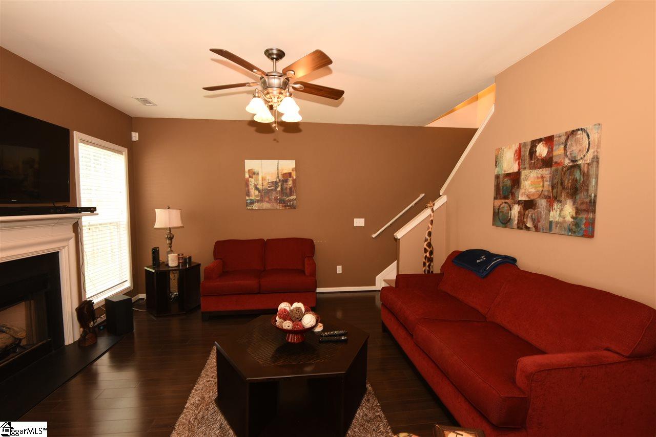 9 Ridgebrook Way Greenville, SC 29605 - Photo 3 of 20 Gallery Image 3