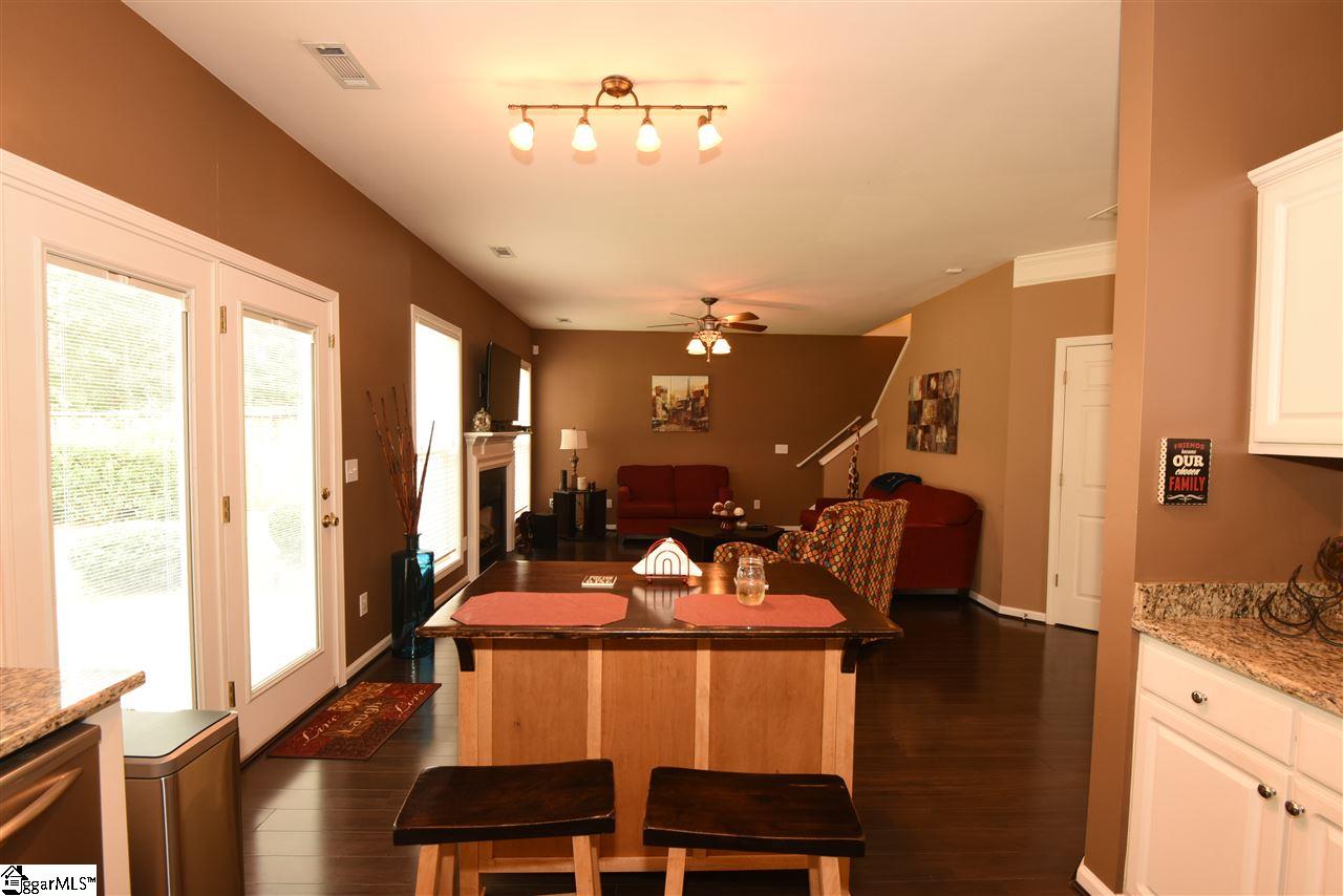 9 Ridgebrook Way Greenville, SC 29605 - Photo 7 of 20 Gallery Image 7