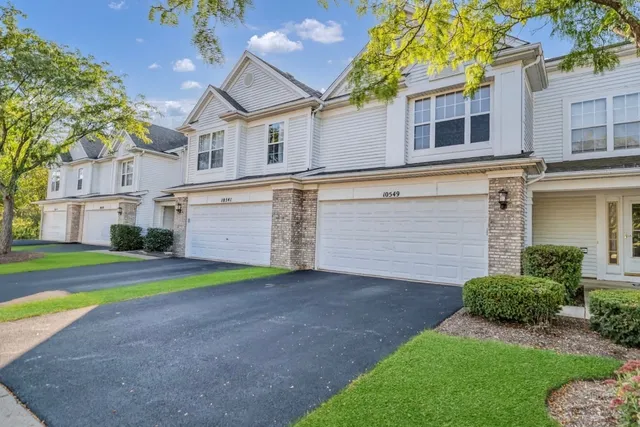 $2,500 | 10549 Wakefield Lane, Unit 10549, Huntley, IL 60142
